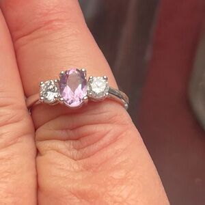 Amethyst Oval stone with two accents